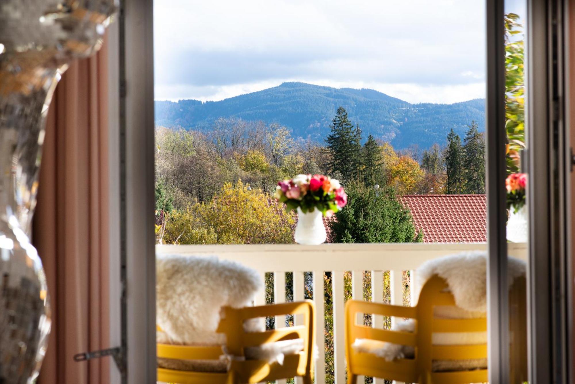 Einzigartige Auszeit Mit Bergblick In Bad Toelz Lejlighed Eksteriør billede